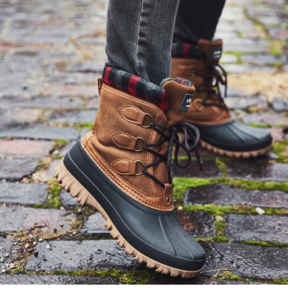 Storm by Cougar Claudia Duck Boot Thermolite Waterproof Suede Cognac Plaid Sz 8